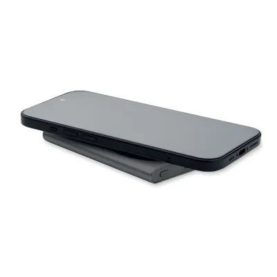Магнитна безжична външна батерия 5000 mAh