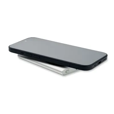 Магнитна безжична външна батерия 5000 mAh